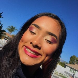 Meet your Posher, Alana